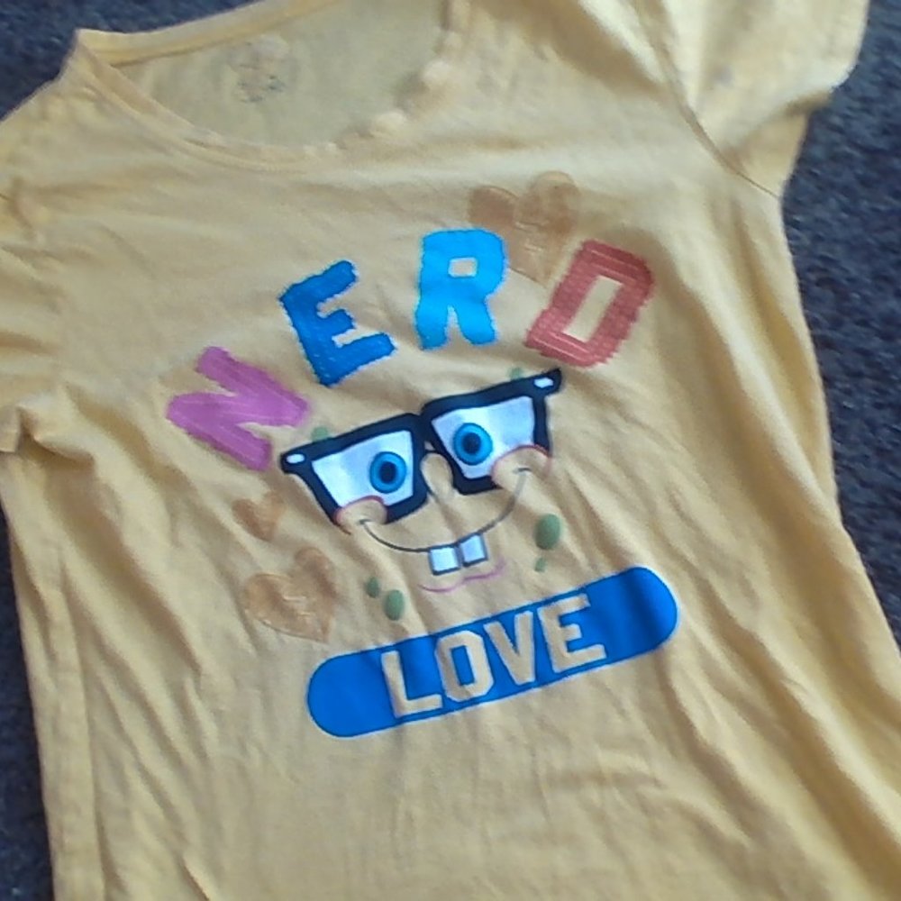 Nerd Love Spongebob tee